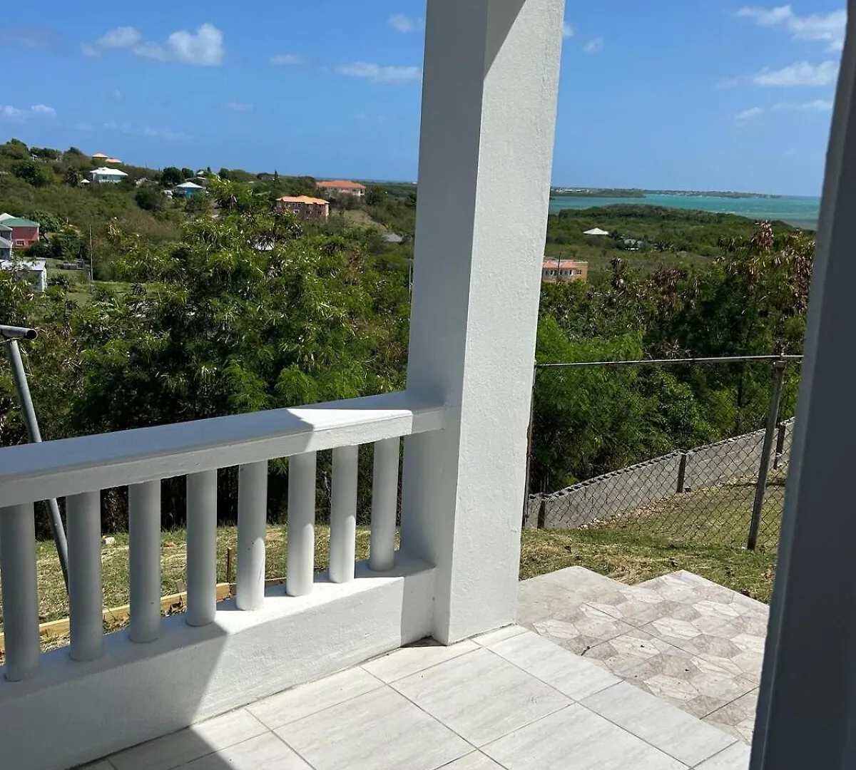 Oceanview Long Bay Studio - Sleeps Up To 3 St. John's Διαμέρισμα