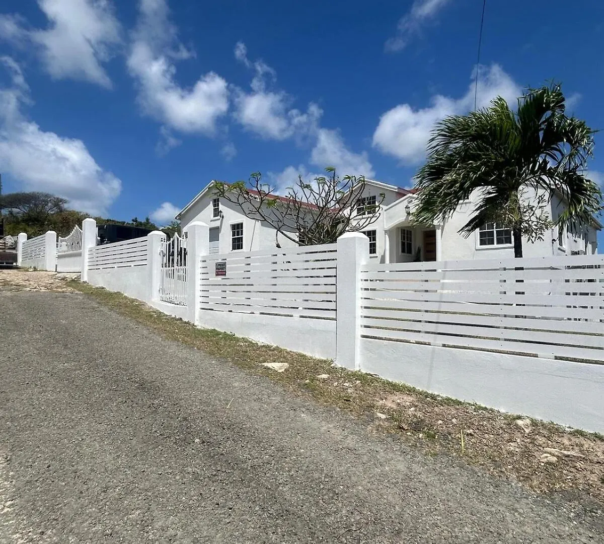 Oceanview Long Bay Studio - Sleeps Up To 3 St. John's Апартаменты